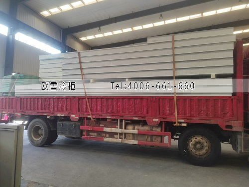 冷庫設(shè)備.jpg 冷庫設(shè)備.jpg